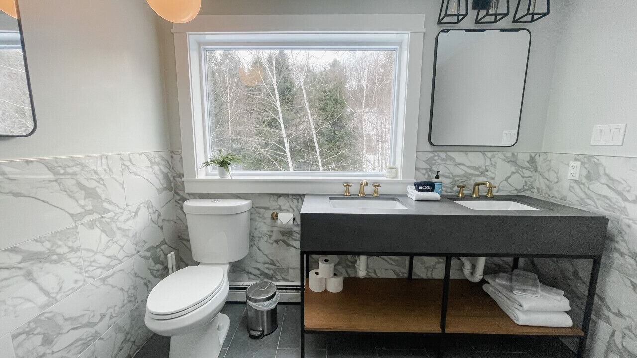 Photo of Bathroom in Bridgewater Corners