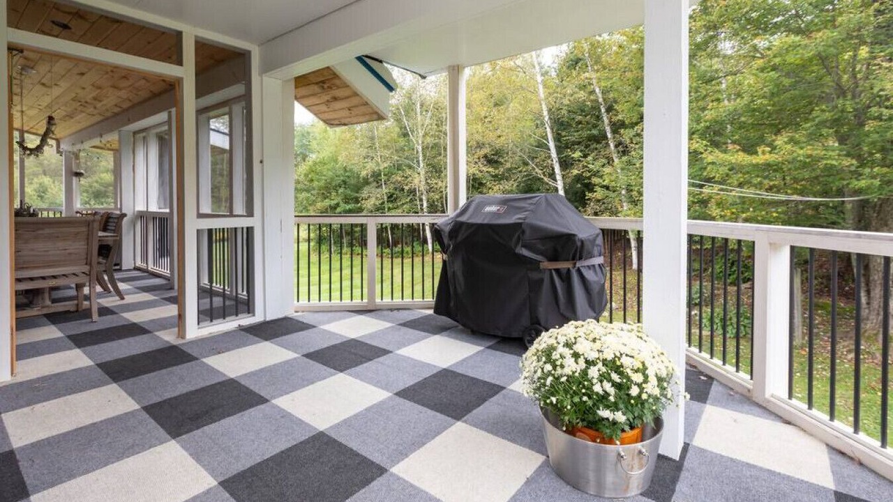 Photo of Patio Balcony in Bridgewater Corners