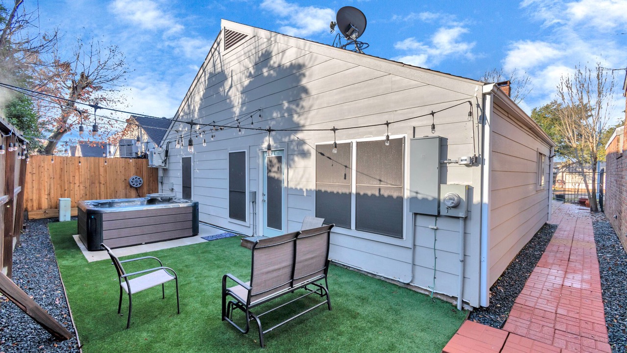 Photo of Patio Balcony in Clodine