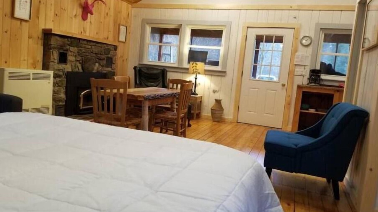 Photo of Bedroom in Johnsburg