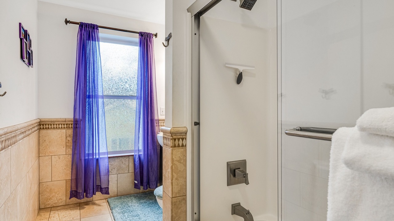 Photo of Bathroom in Malletts Bay