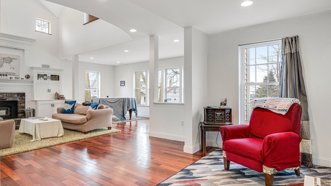 Photo of Livingroom in Malletts Bay