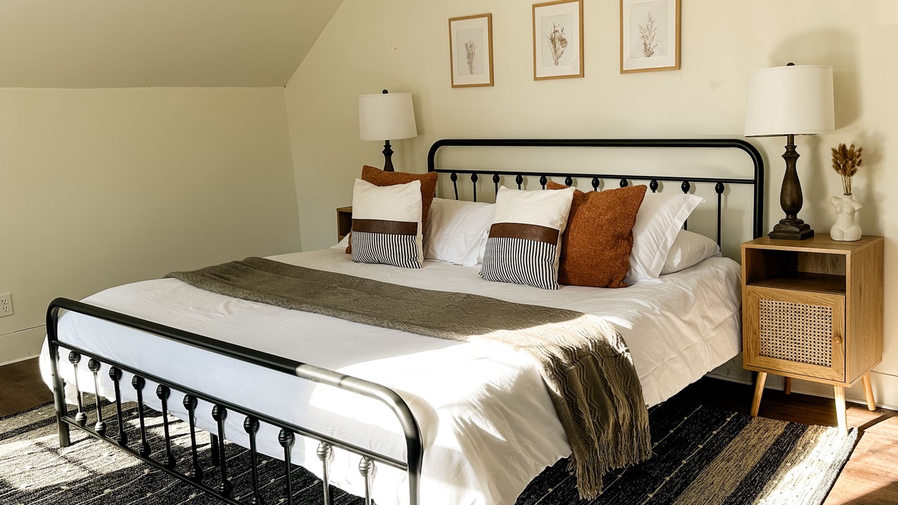 Photo of Bedroom in Mendon