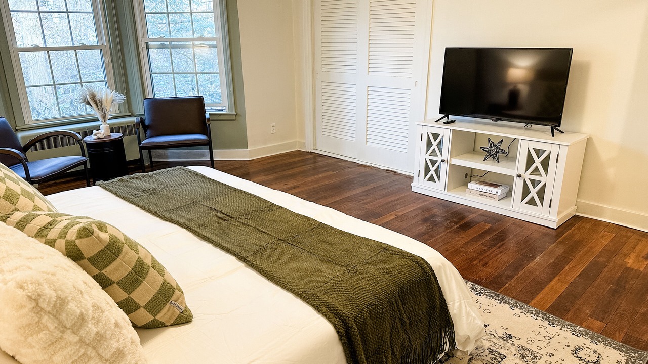 Photo of Bedroom in Mendon