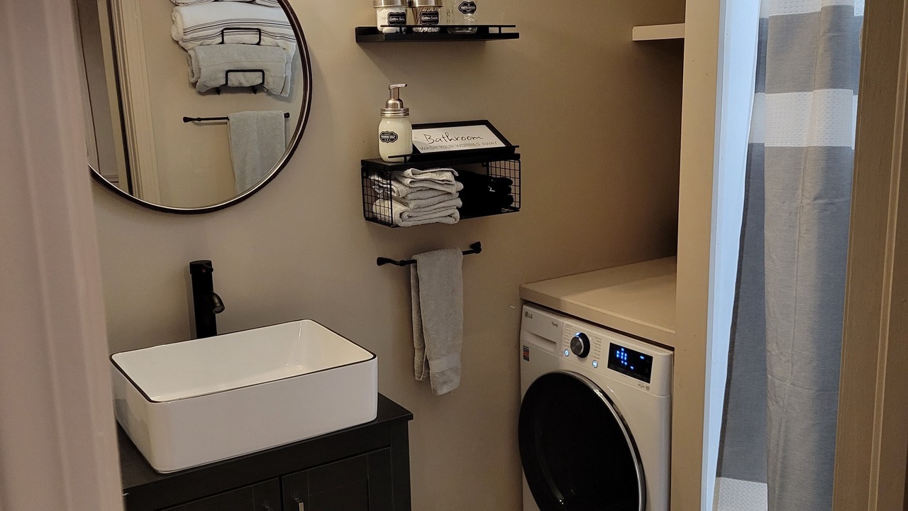 Photo of Bathroom in Reading