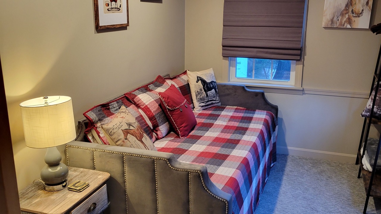 Photo of Livingroom in Reading