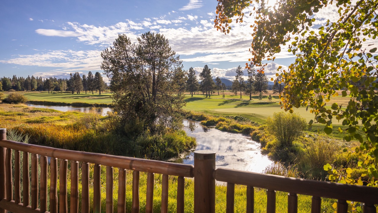 Photo of Bedroom in Sunriver