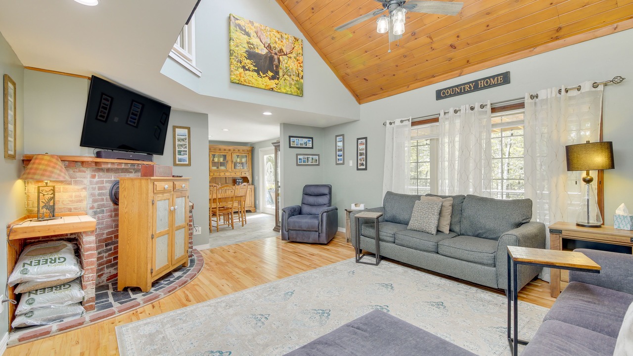 Photo of Bedroom in Searsport