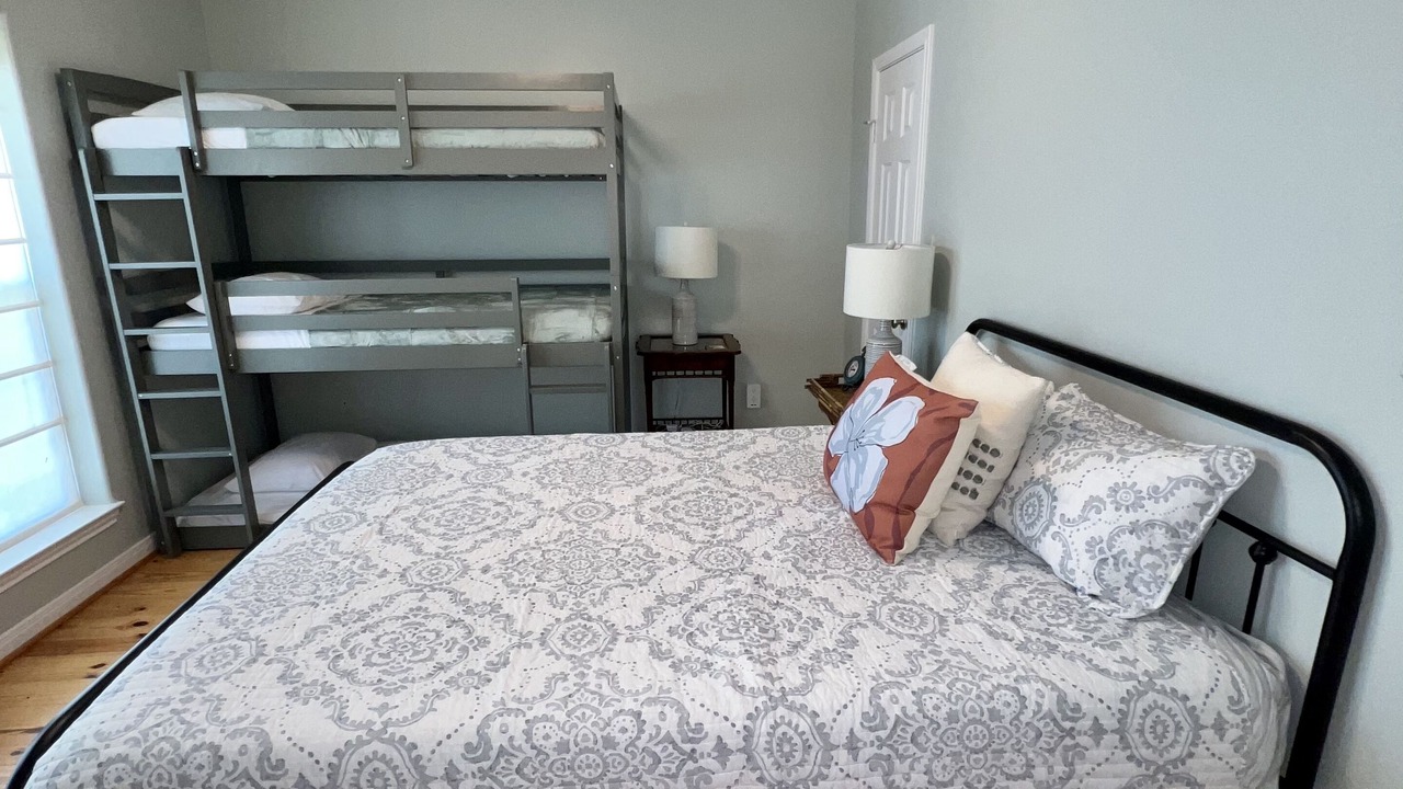 Photo of Bedroom in Miramar