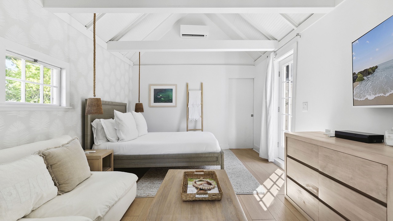Photo of Bedroom in Village of Southampton