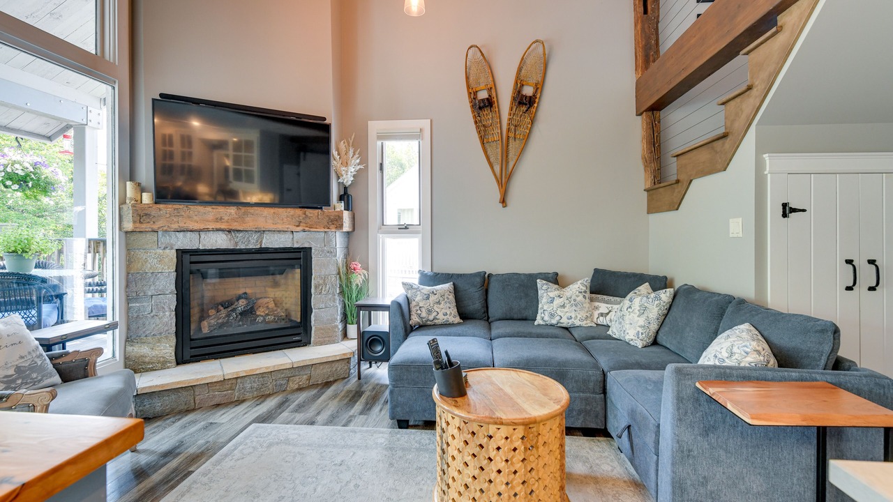 Photo of Livingroom in Warren