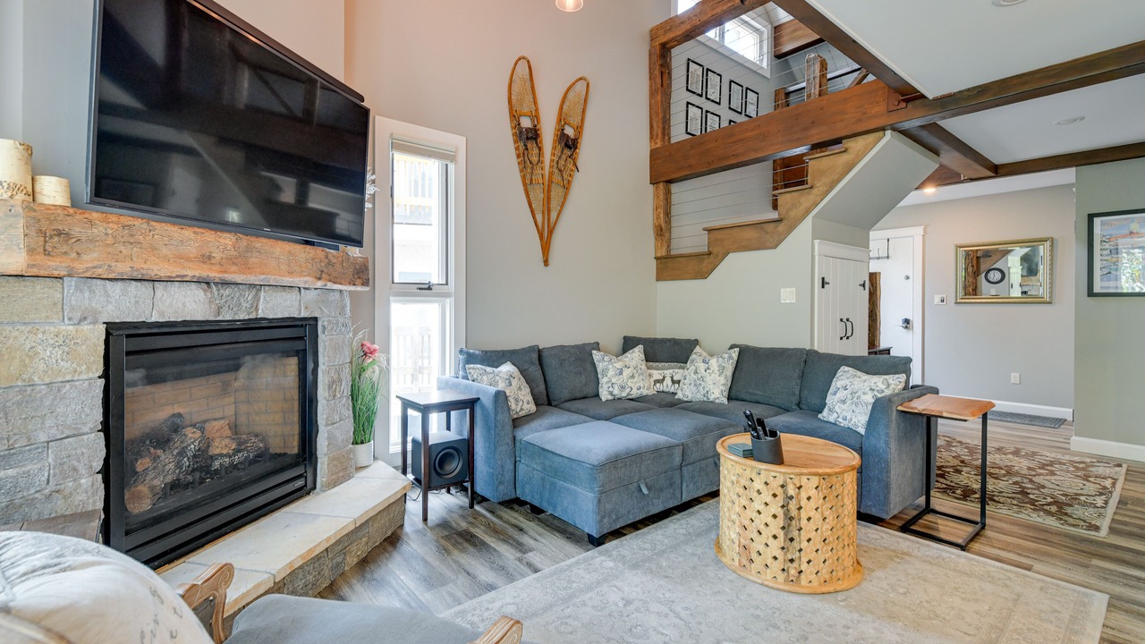 Photo of Livingroom in Warren
