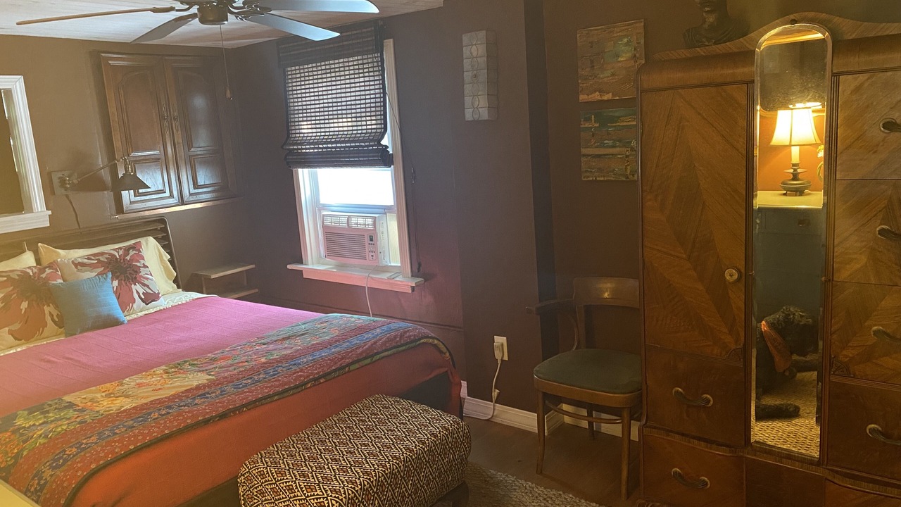 Photo of Bedroom in Housatonic
