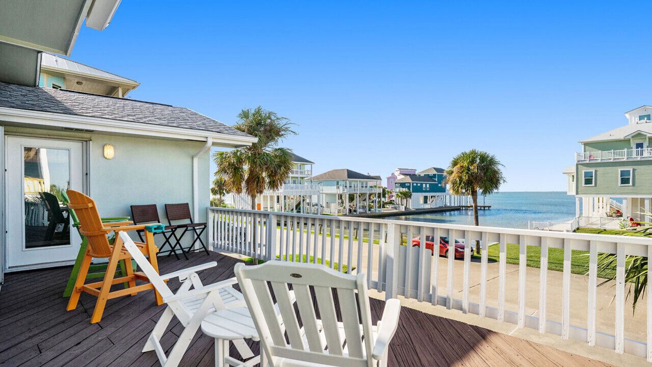 Photo of Patio Balcony in Terramar Beach