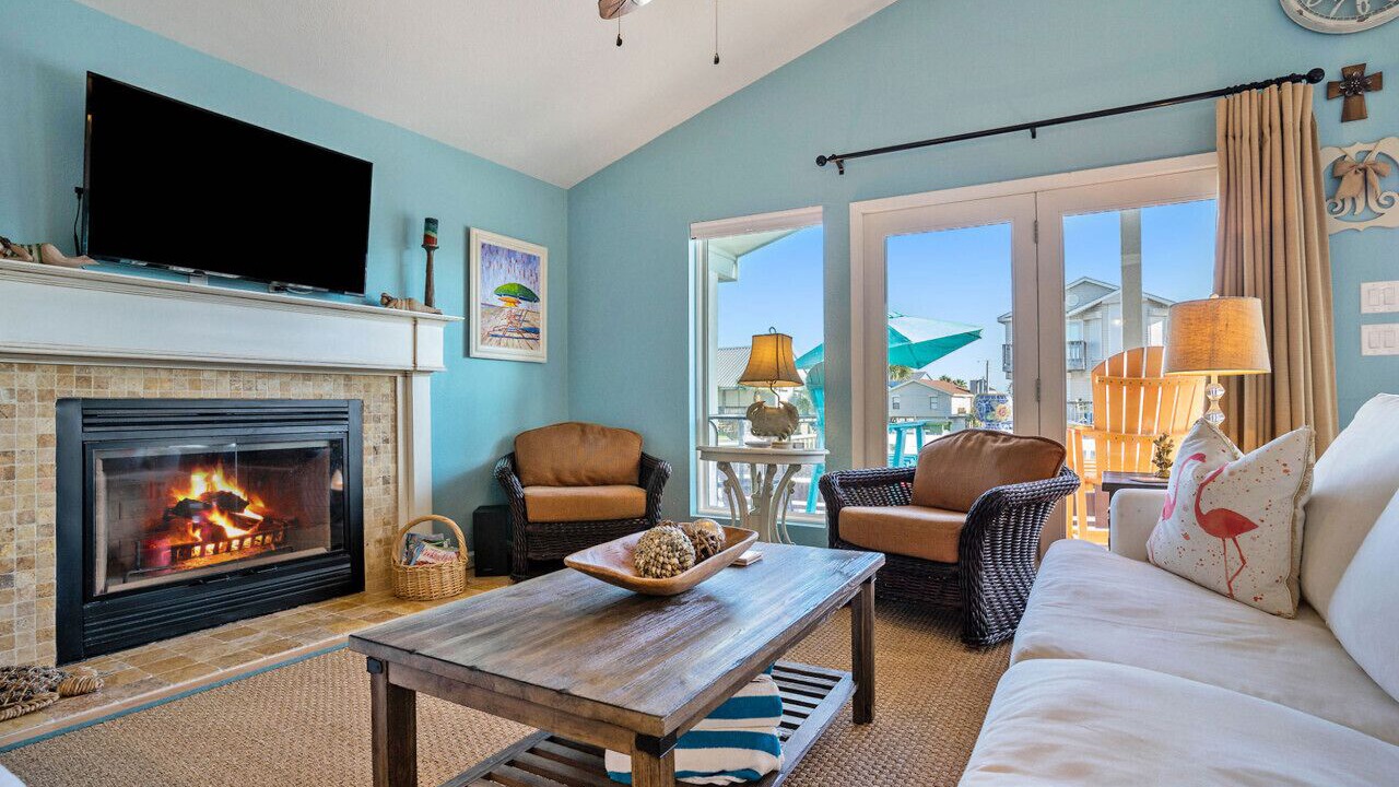 Photo of Livingroom in Terramar Beach