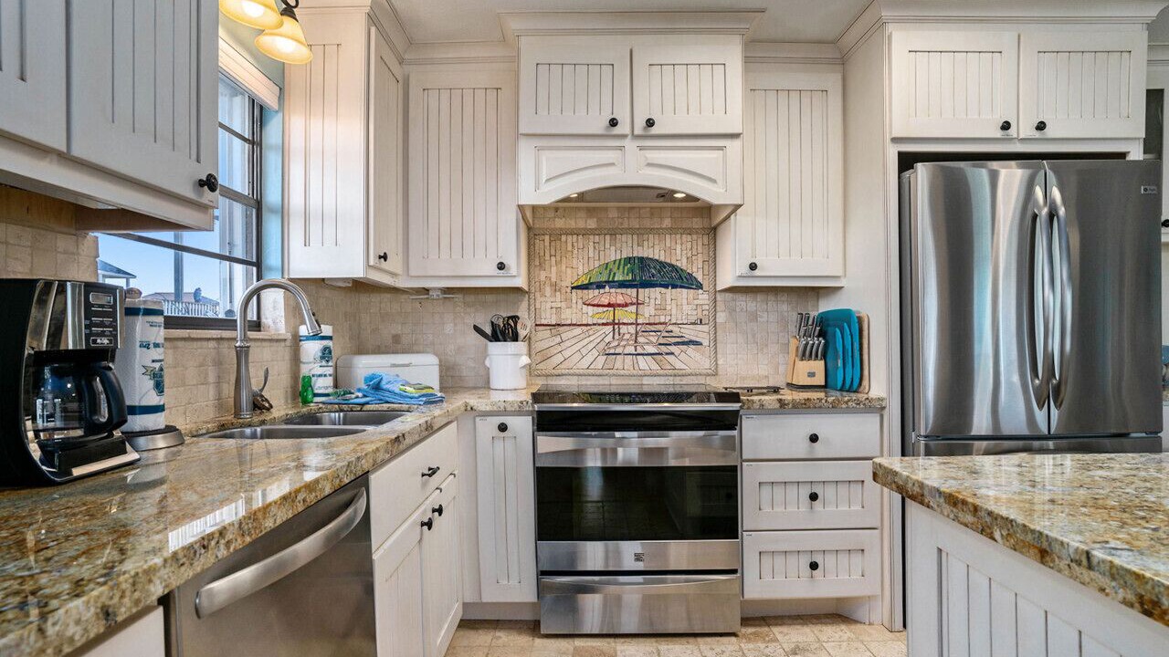 Photo of Kitchen in Terramar Beach