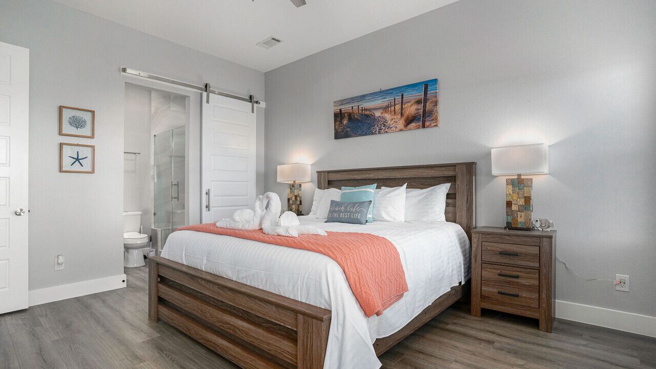 Photo of Bedroom in Terramar Beach