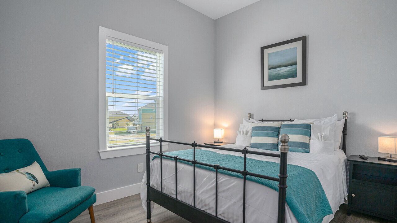 Photo of Bedroom in Terramar Beach