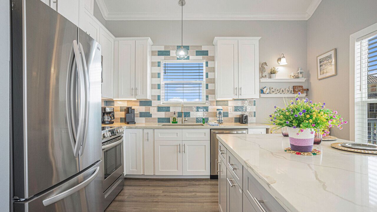 Photo of Kitchen in Terramar Beach