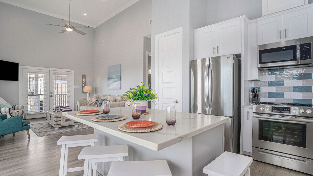 Photo of Kitchen in Terramar Beach