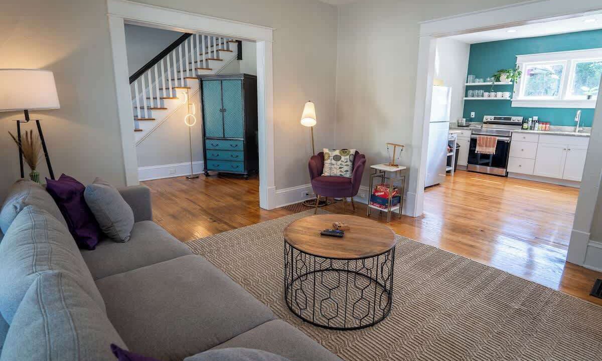 Photo of Bedroom in Roanoke