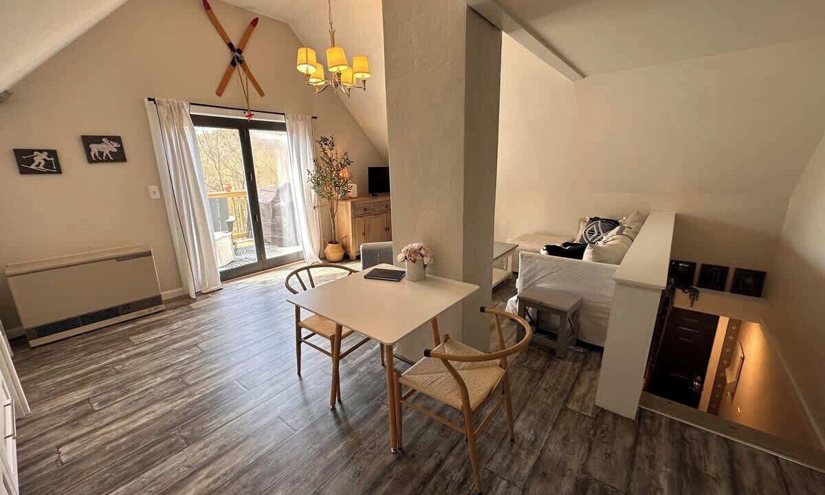 Photo of Bedroom in Sunapee