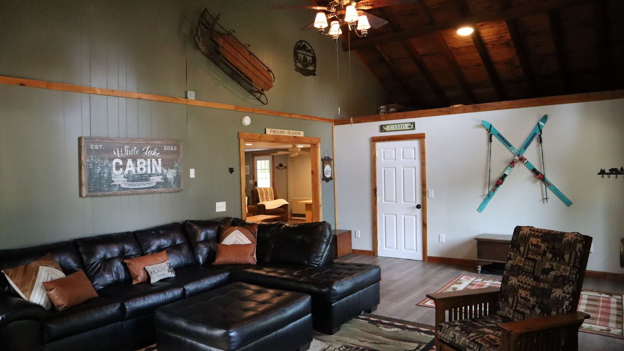 Photo of Livingroom in Silver Lake