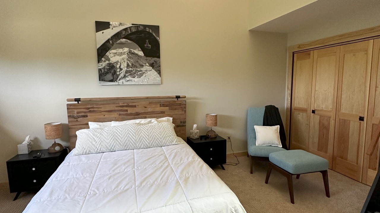 Photo of Bedroom in East Burke