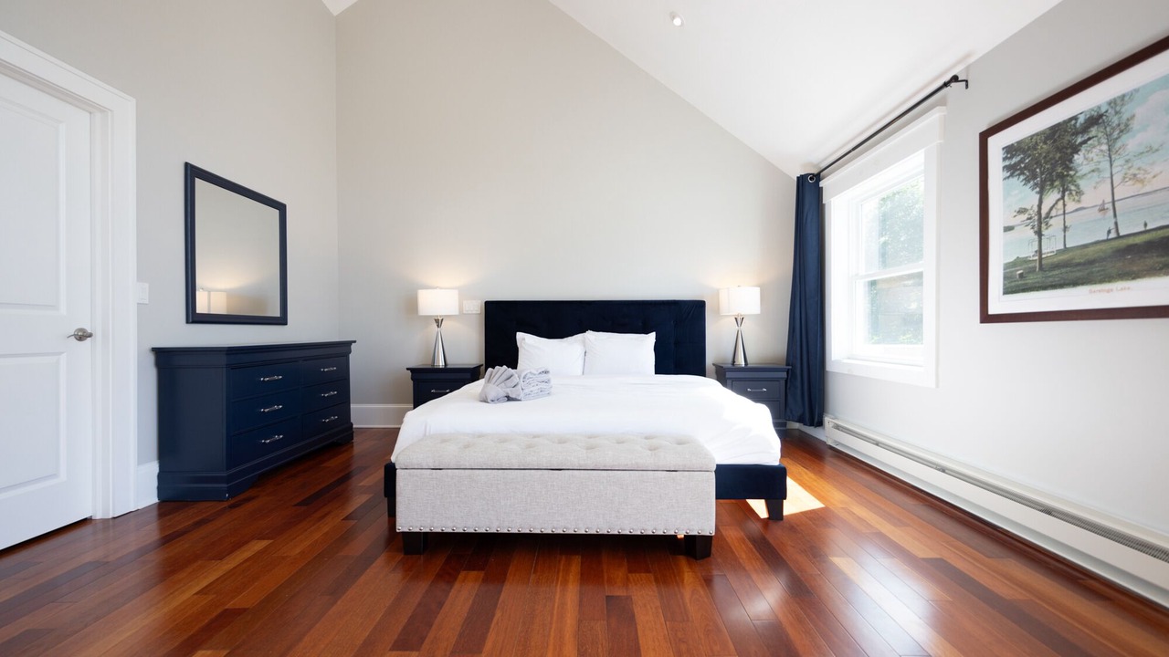 Photo of Bedroom in Saratoga Springs