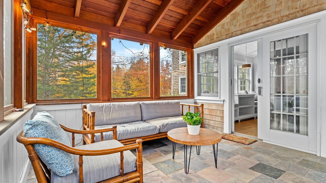 Photo of Livingroom in East Haven  Rutland County