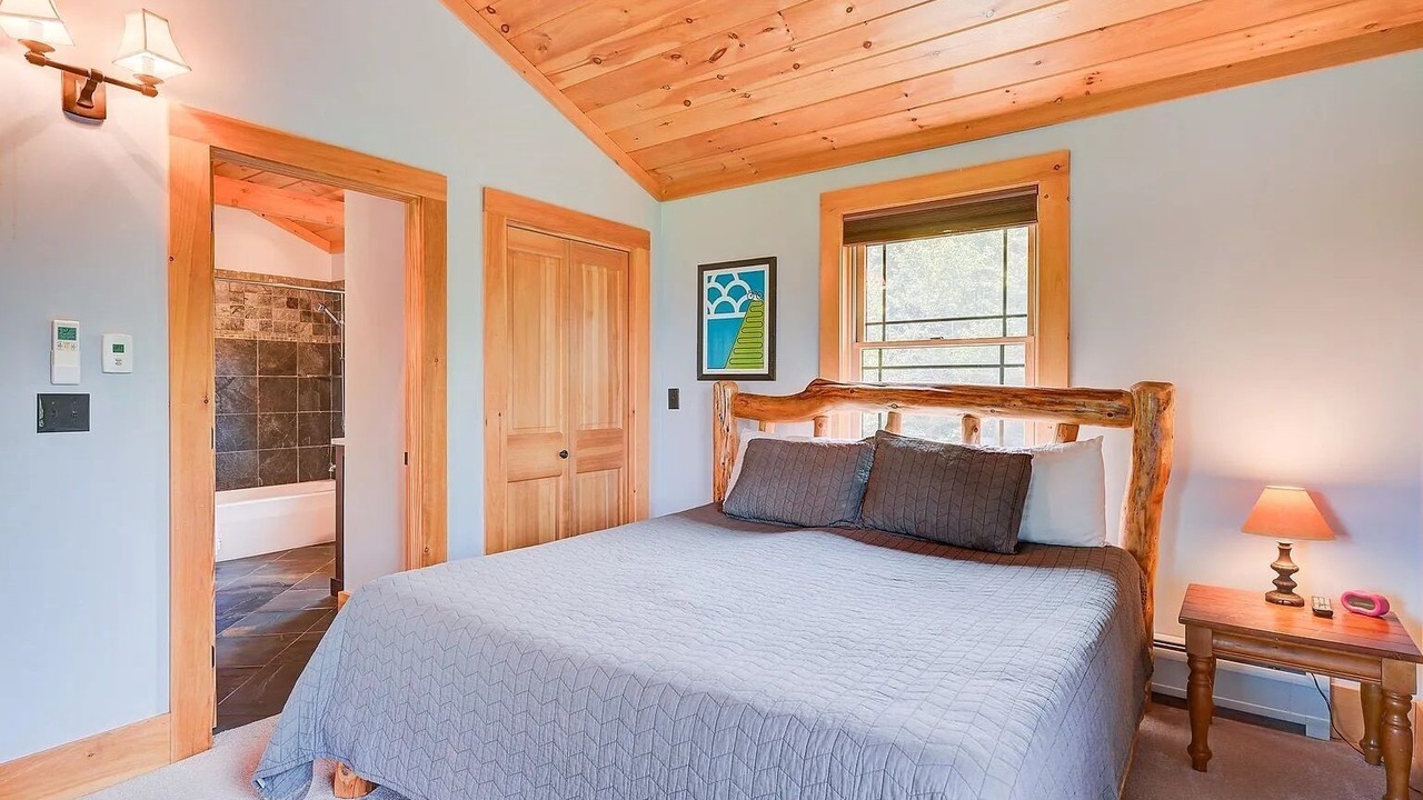 Photo of Bedroom in Intervale