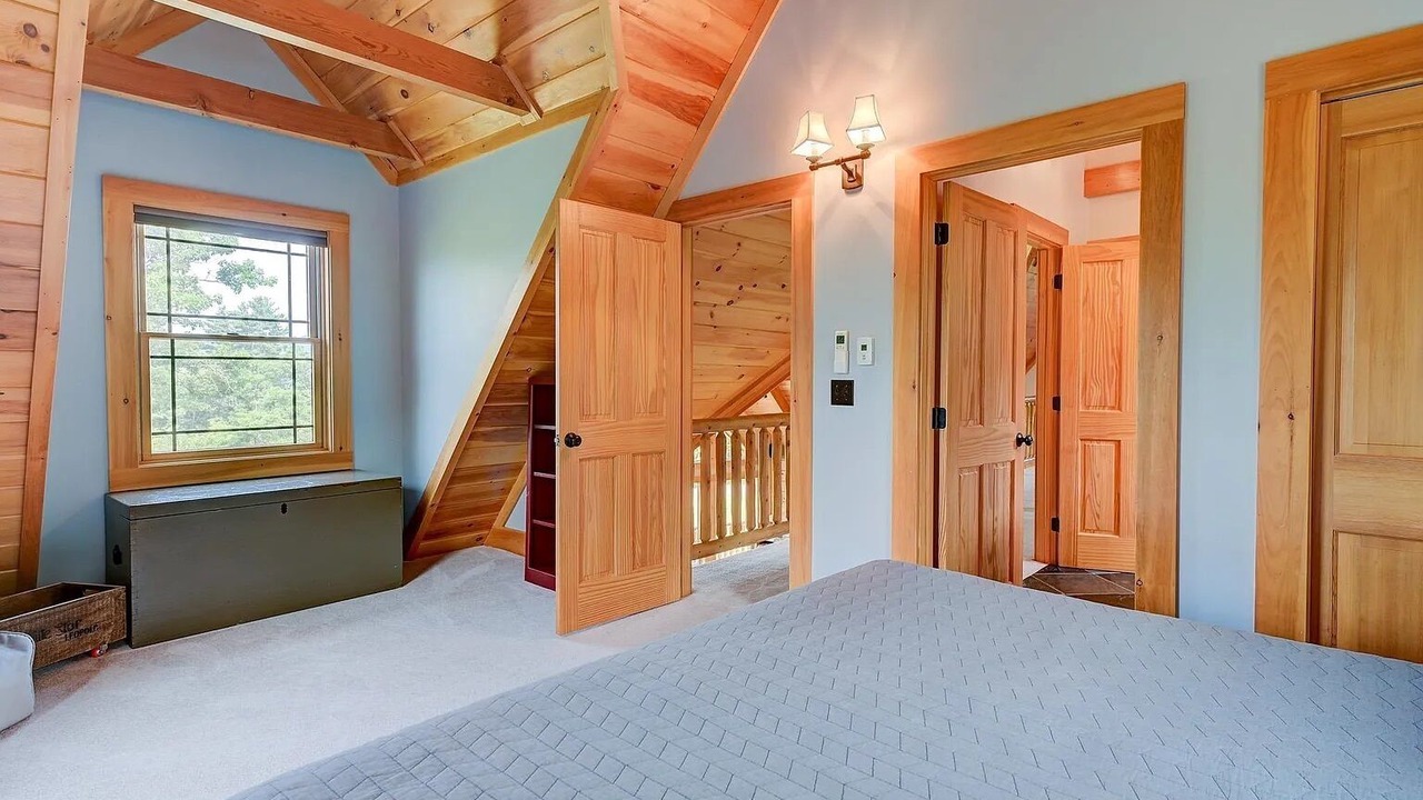 Photo of Bedroom in Intervale
