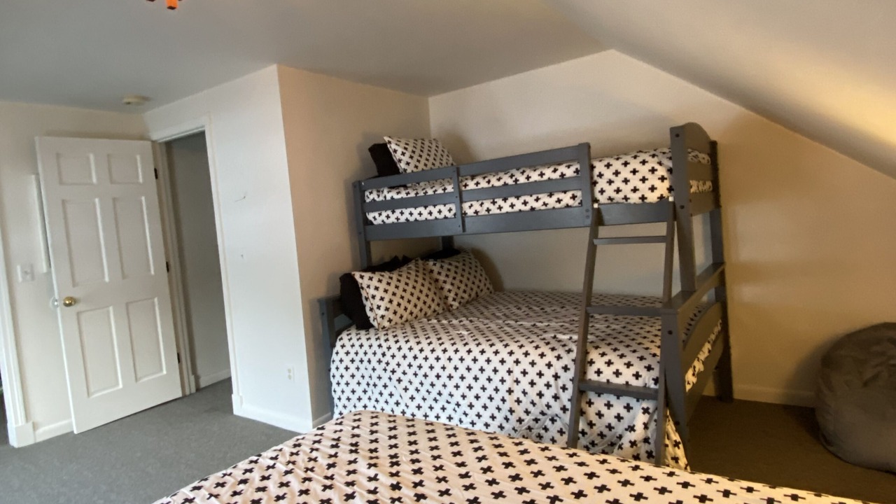 Photo of Bedroom in Proctorsville
