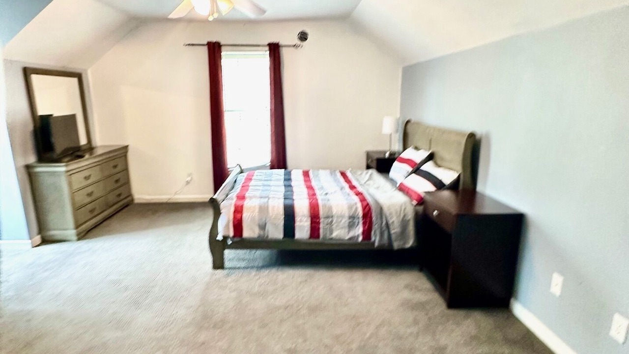 Photo of Bedroom in Hudson