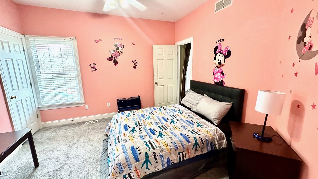 Photo of Bedroom in Hudson