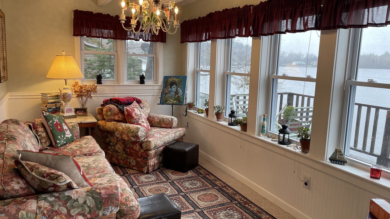 Photo of Livingroom in Gilmanton