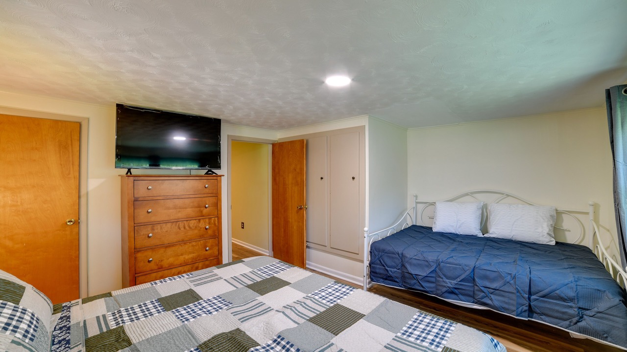 Photo of Bedroom in Mount Upton