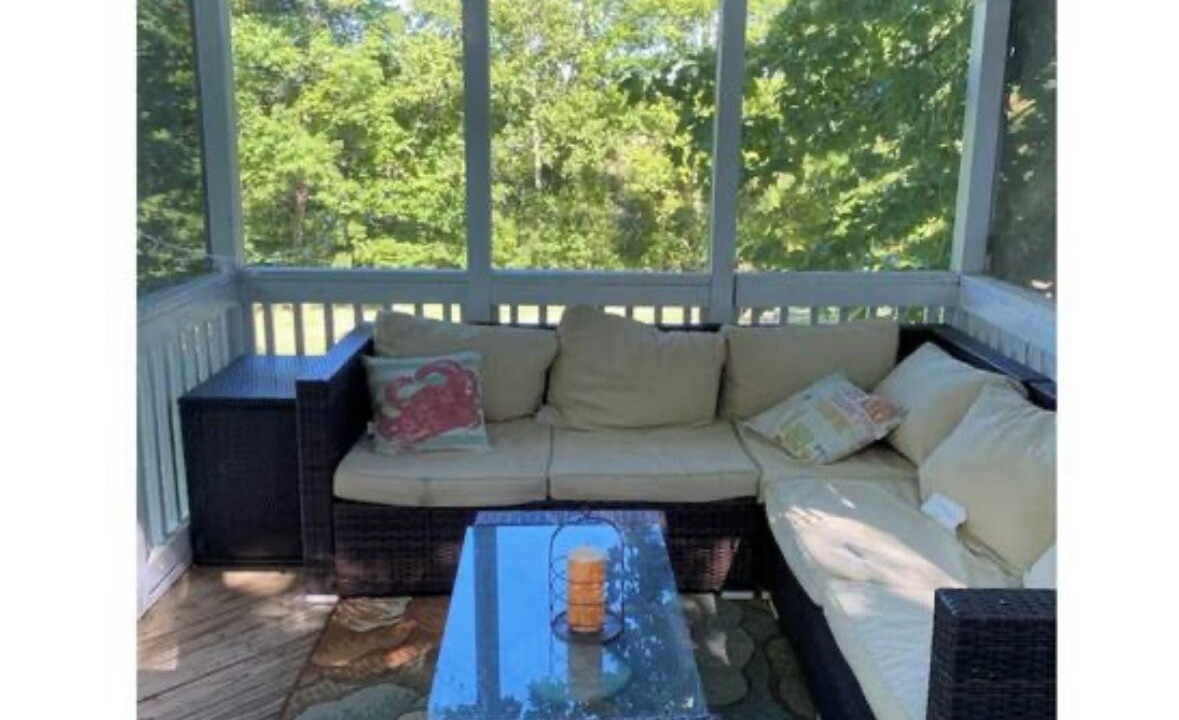 Photo of Livingroom in Livingston