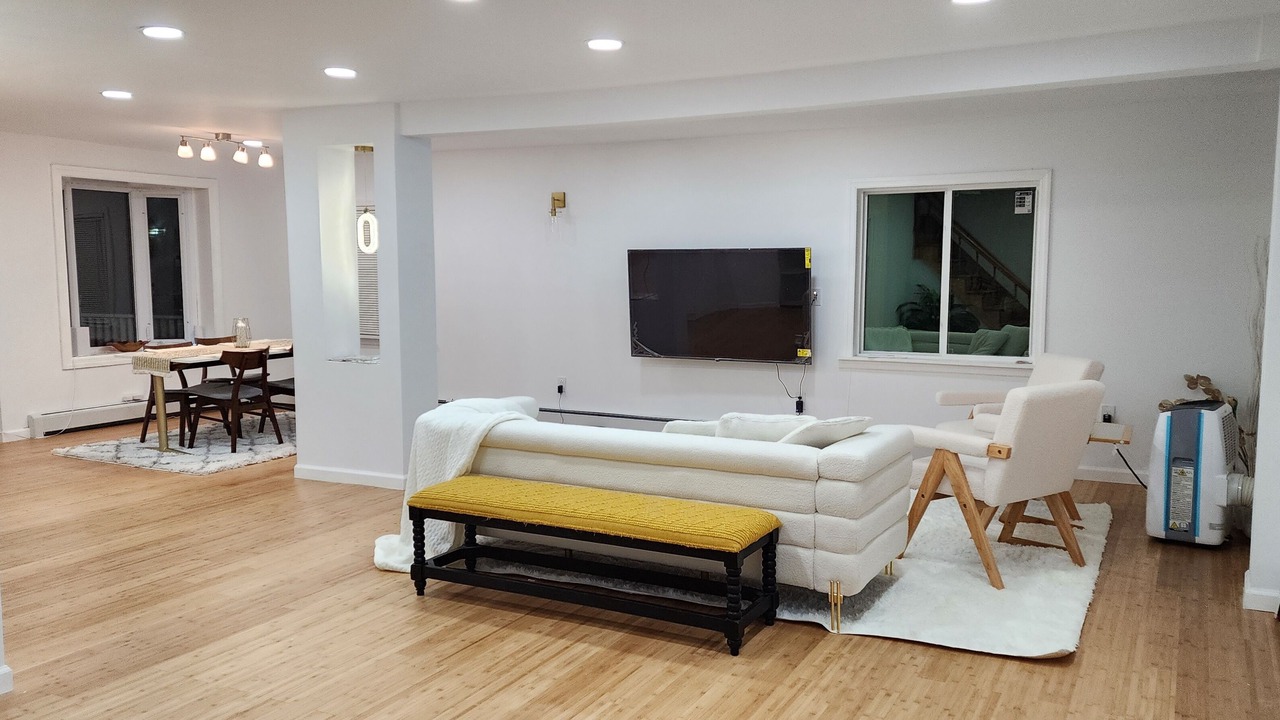 Photo of Livingroom in Long Beach