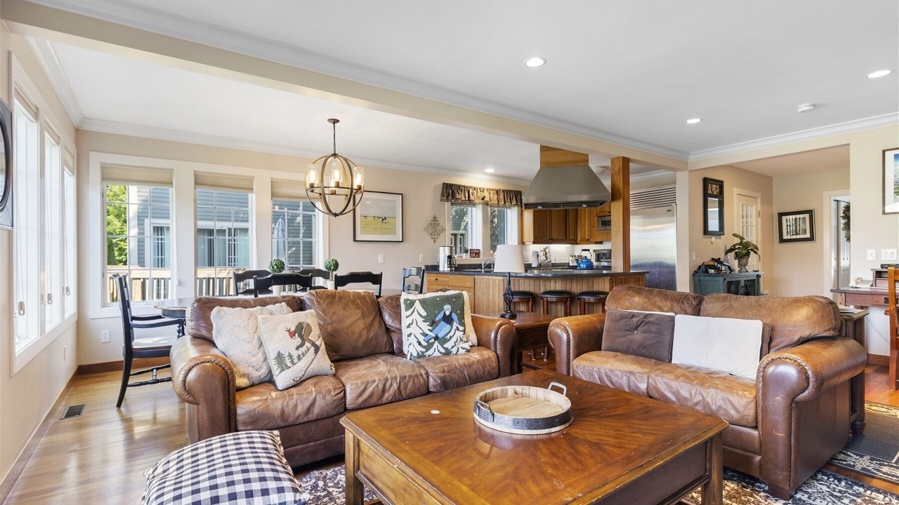 Photo of Livingroom in Stowe Area