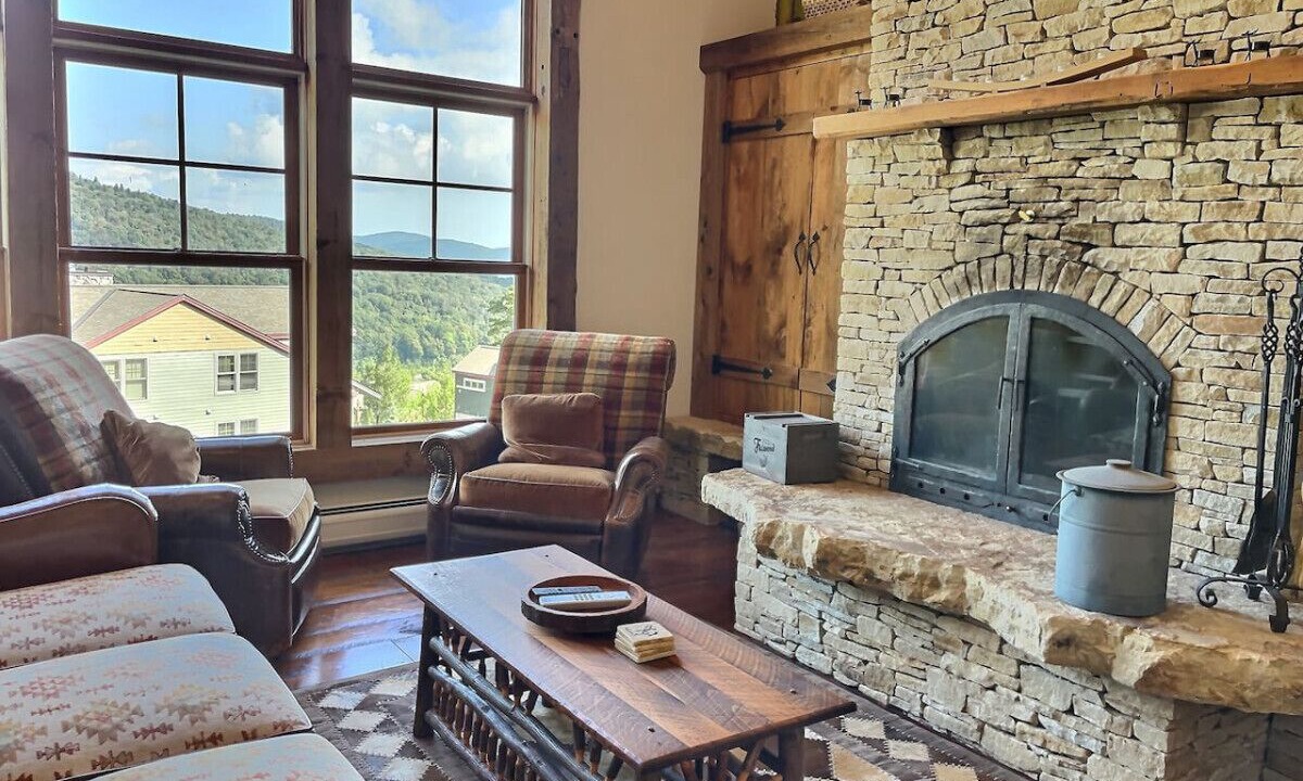Photo of Livingroom in Central Vermont- Killington