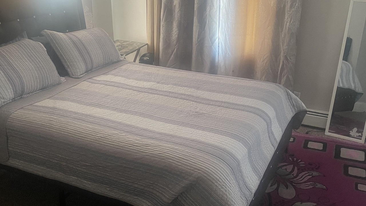 Photo of Bedroom in South Side