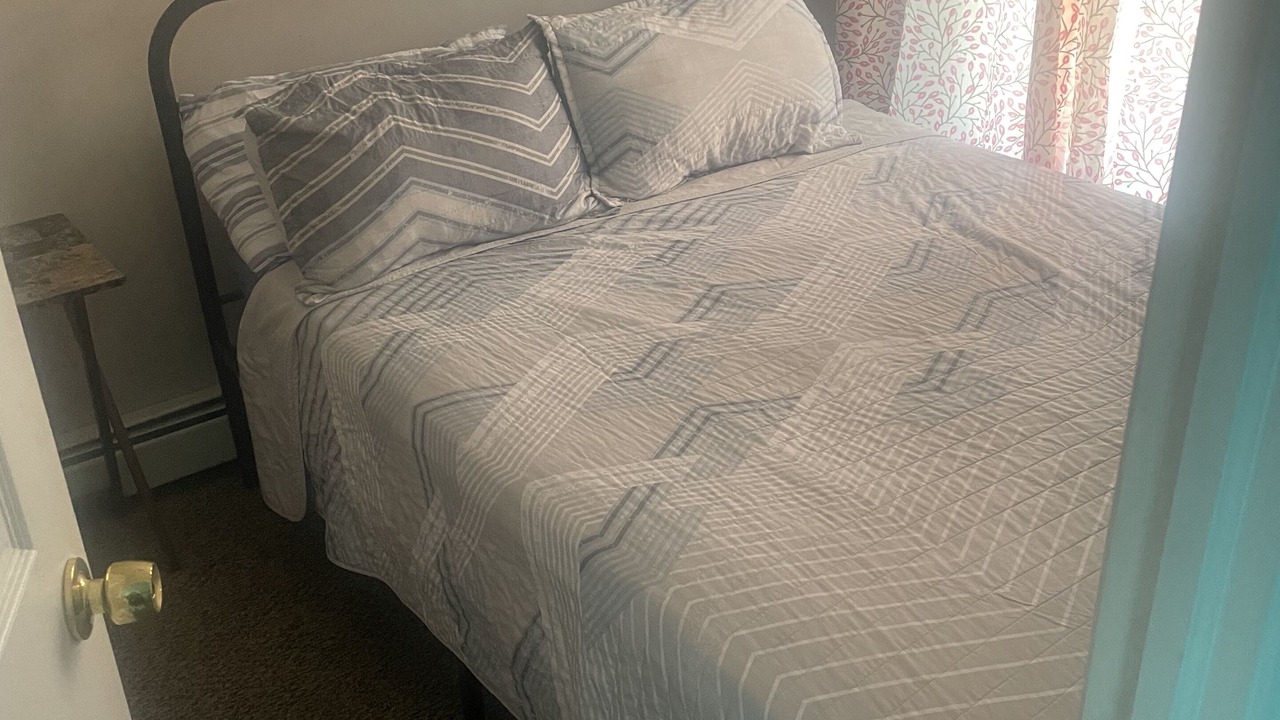 Photo of Bedroom in South Side
