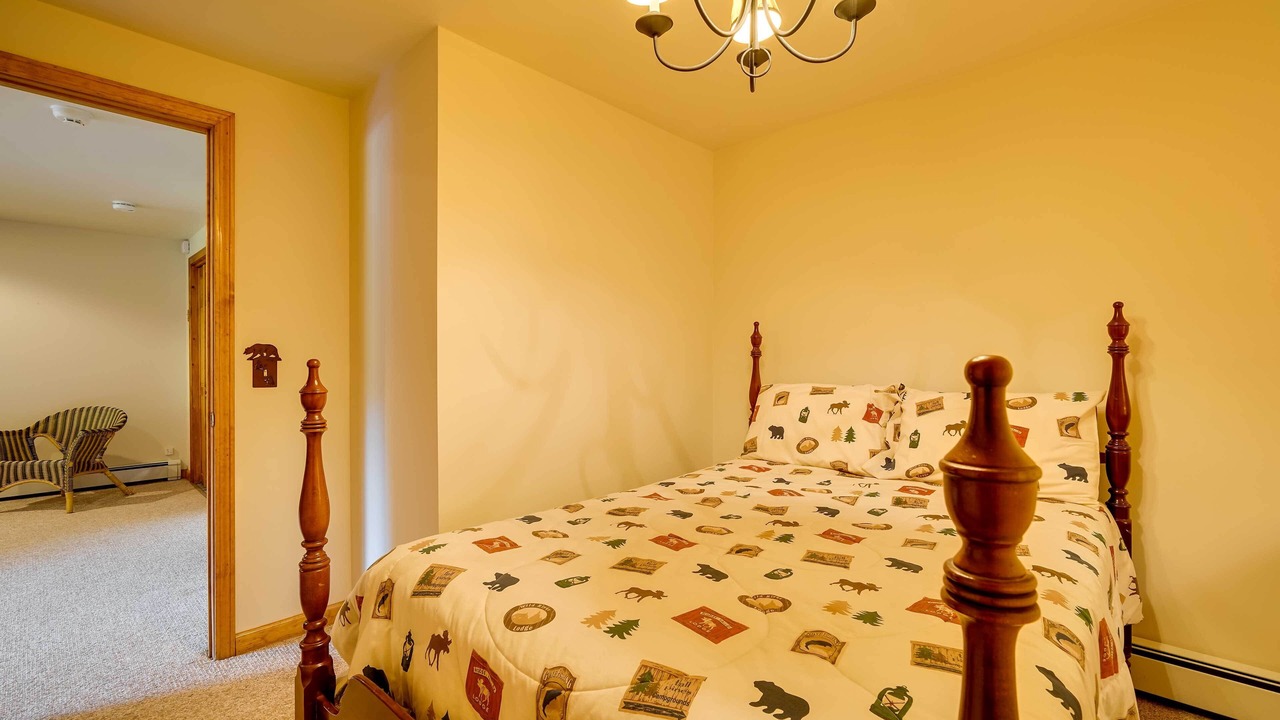 Photo of Bedroom in Winhall