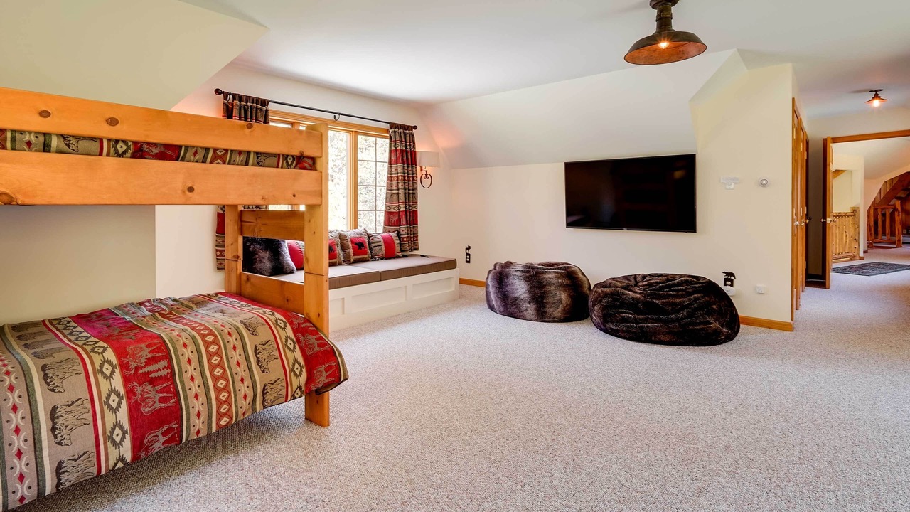 Photo of Bedroom in Winhall