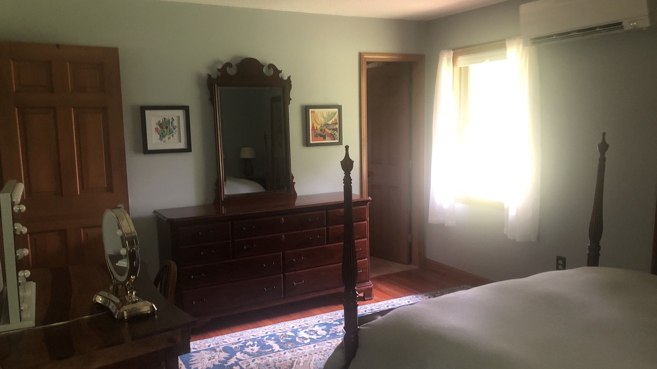 Photo of Bedroom in Wayne