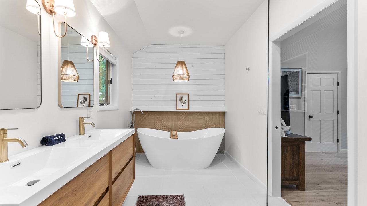 Photo of Bathroom in Ellicottville
