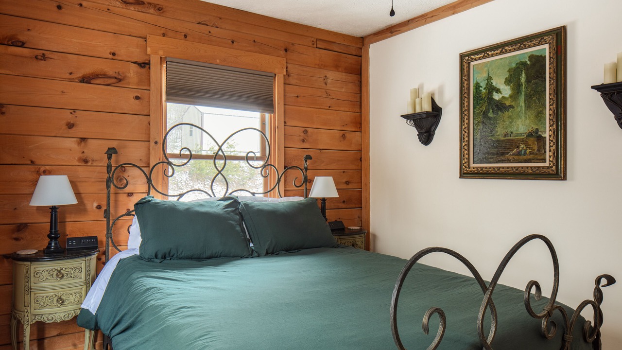 Photo of Bedroom in Willow Wood