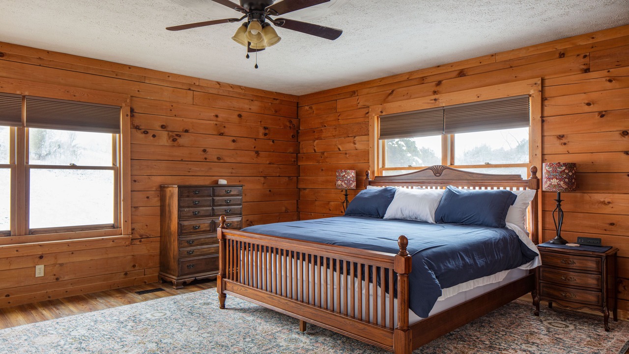 Photo of Bedroom in Willow Wood