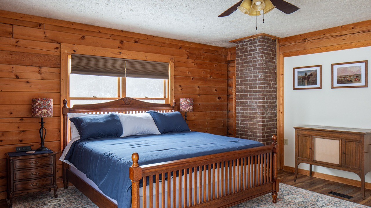 Photo of Bedroom in Willow Wood